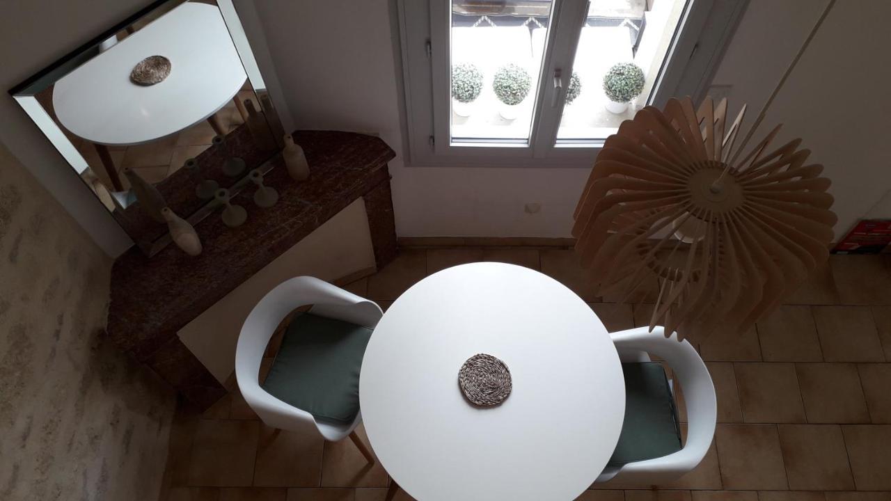 Appartement Centre-Ville Avec Terrasse Montpellier Esterno foto