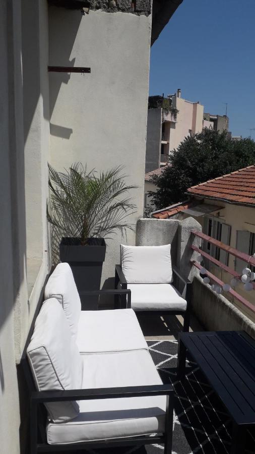 Appartement Centre-Ville Avec Terrasse Montpellier Esterno foto